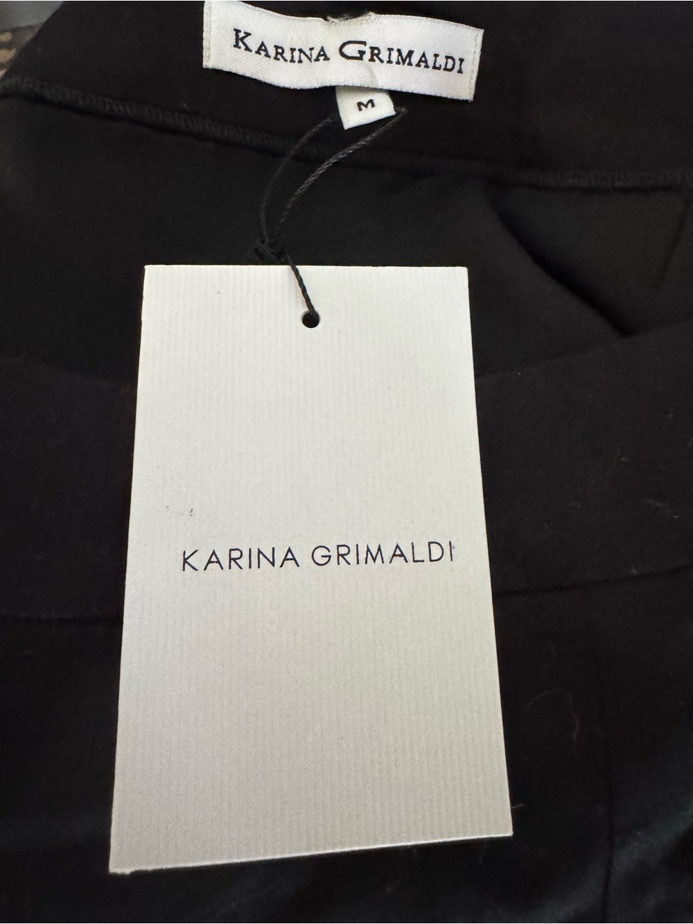 Karina Grimaldi Odile
Embroidered cut out Skirt black size M and Crop Top Size M - Picture 4 of 7